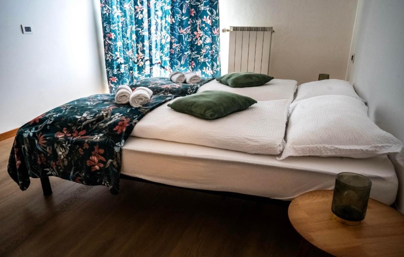 Ambra Apartment ตีราโน ภายนอก รูปภาพ